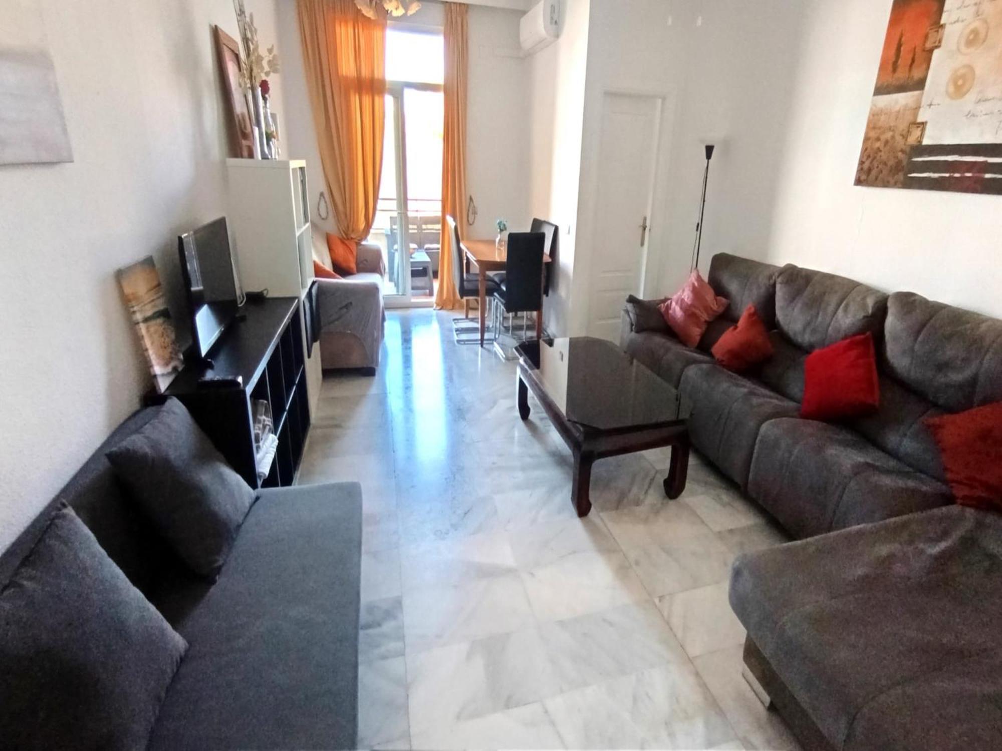 Amazing In Apartment *